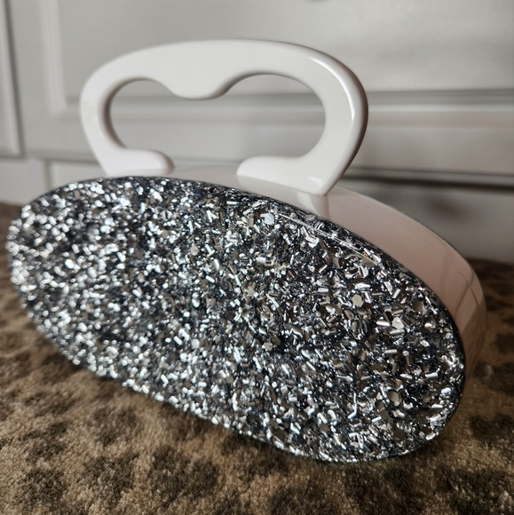 Edie Parker Oval Bag in Silver Confetti and white - Picture 5 of 7